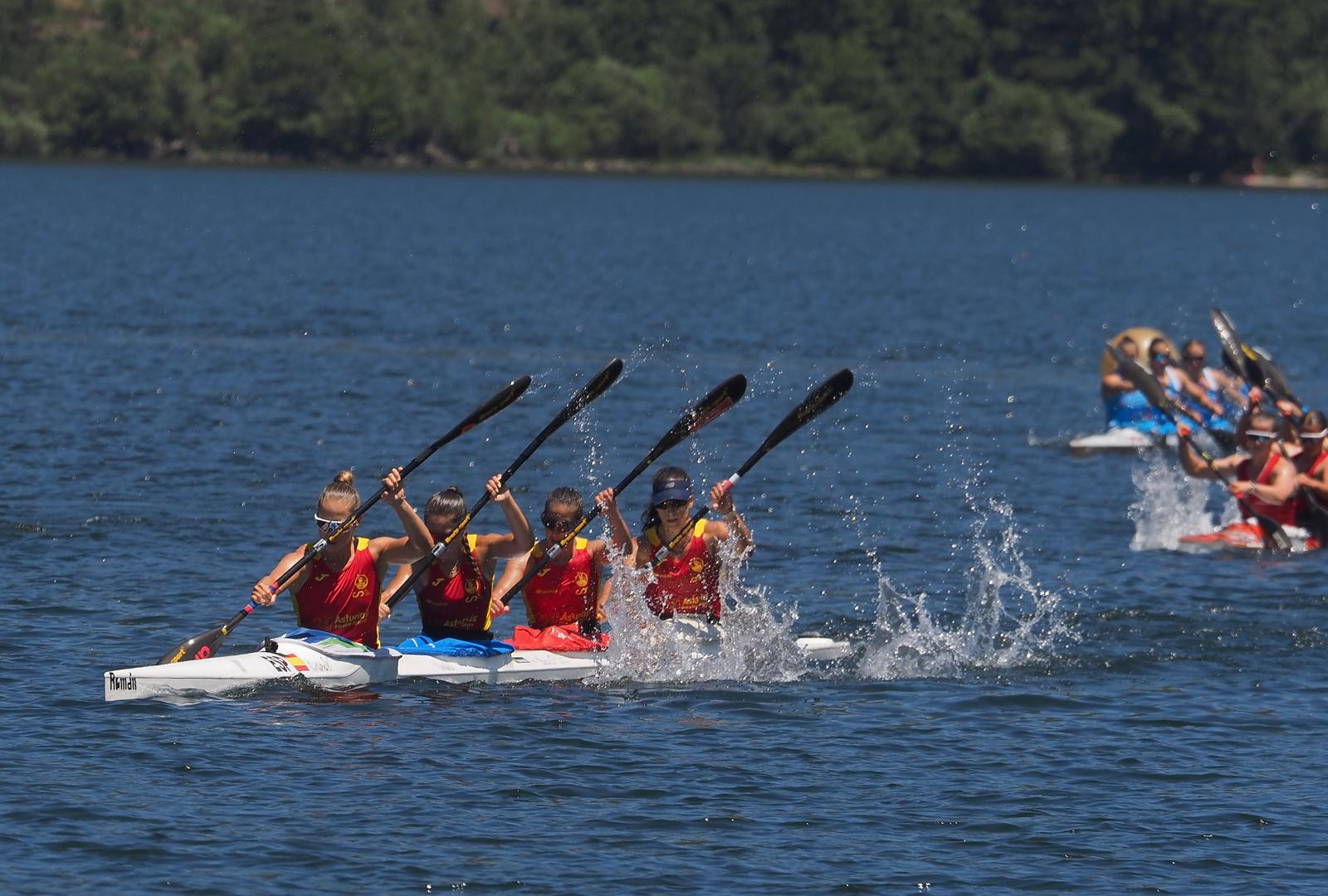 La chicas ganan en Sanabria y triunfan en el Gran Premio Castilla y León FOTOS: Mariano González