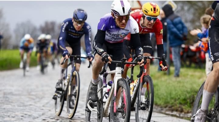 Daniel Cavia, durante la disputa de una de las Clásicas. Foto Burgos Burpellet 