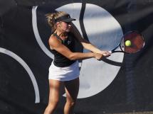 Claudia Ferrer continua su torneo en dobles e individuales FOTOS: Mariano González